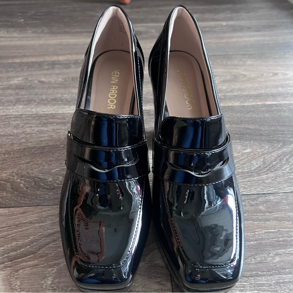 JENN ARDOR Black Patent Leather Women's Platform Loafer Heels 8M EUC